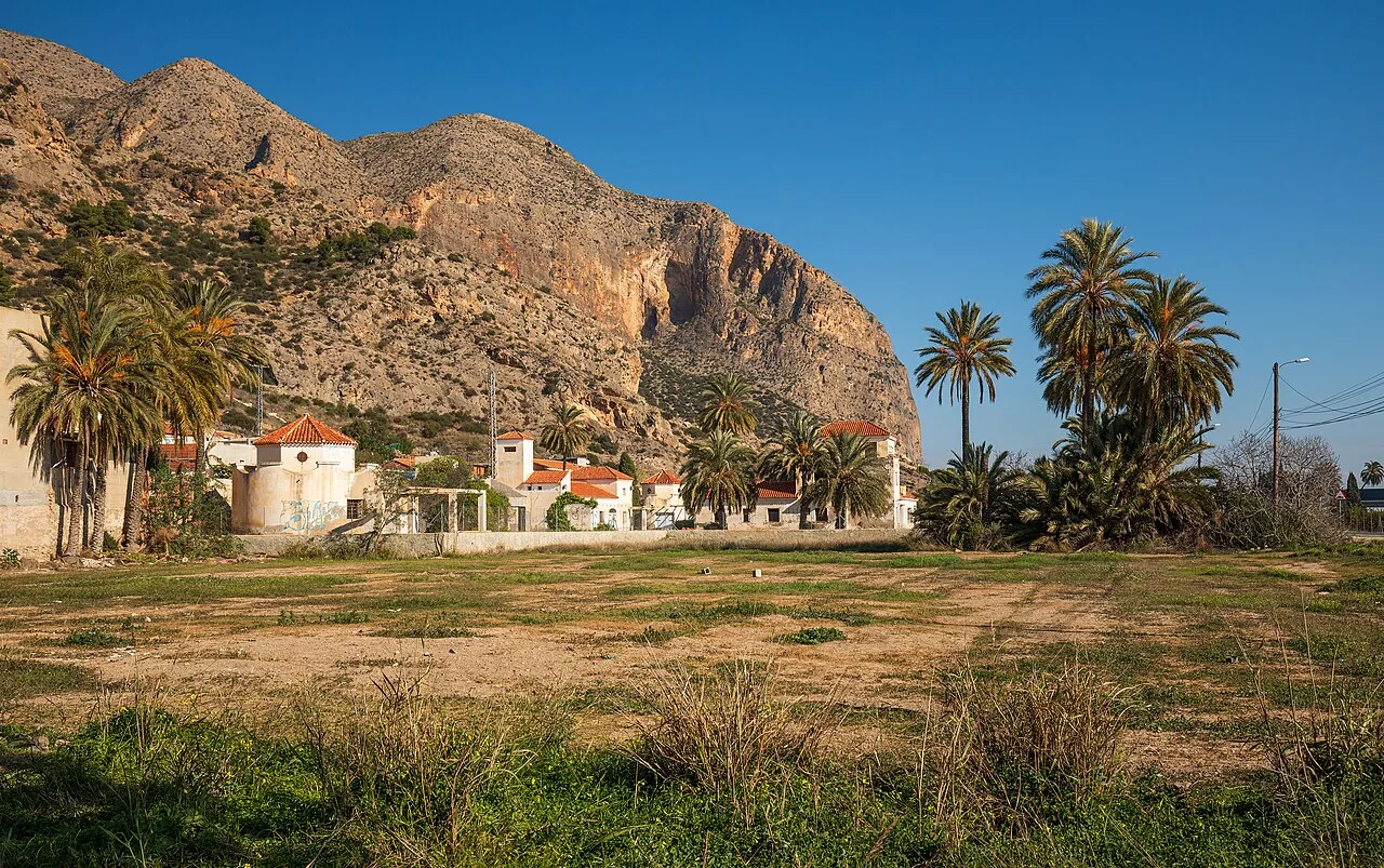 La sierra sobre Redován